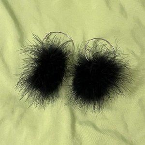 Britts Blossoms Fluff Hoops - Black